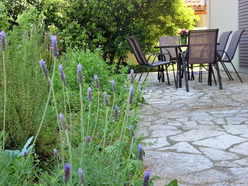 Stamoulis Apartments Αγία Ευφημία