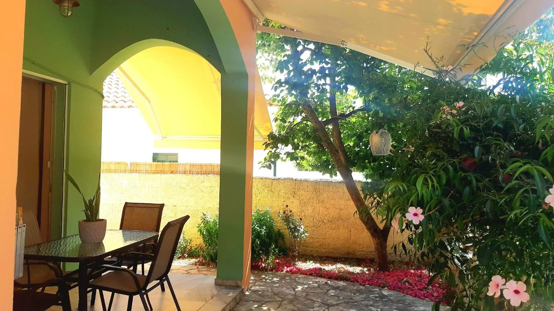 Stamoulis Apartments Agia Efimia