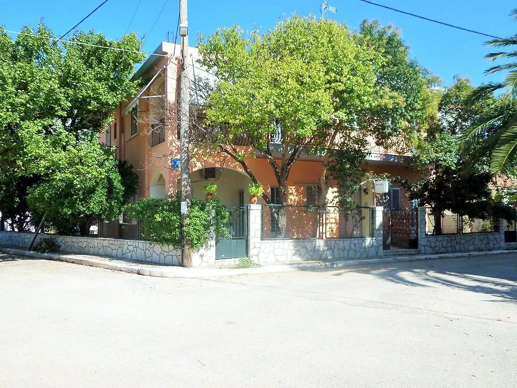 Stamoulis Apartments Agia Efimia